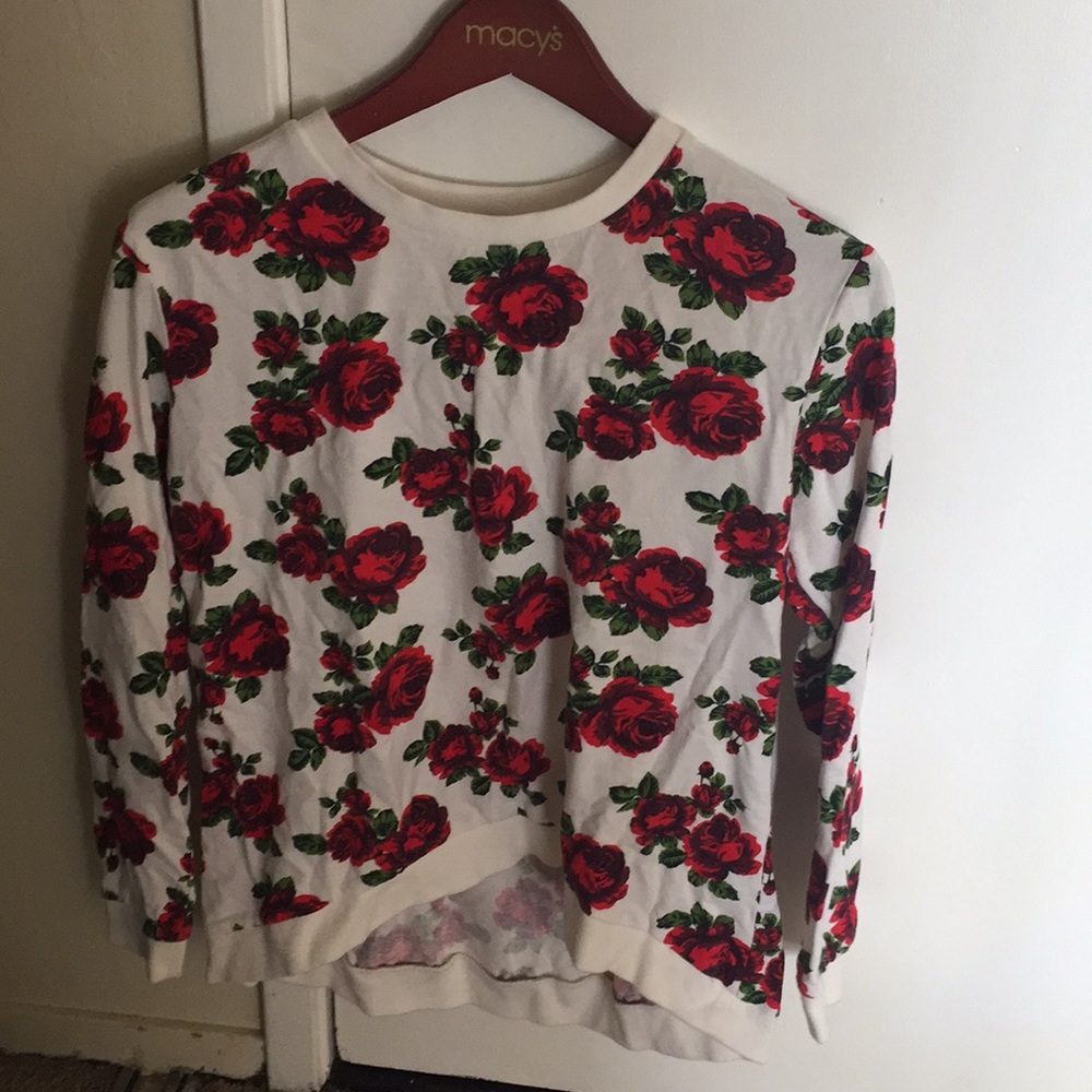 Roses shirt 🌹